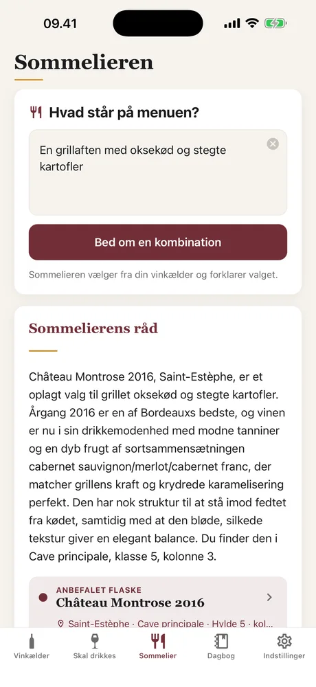 Sommelierskærmen i Caviste: menuen beskrevet i én sætning, og rådet, der anbefaler en flaske fra vinkælderen og forklarer kombinationen.